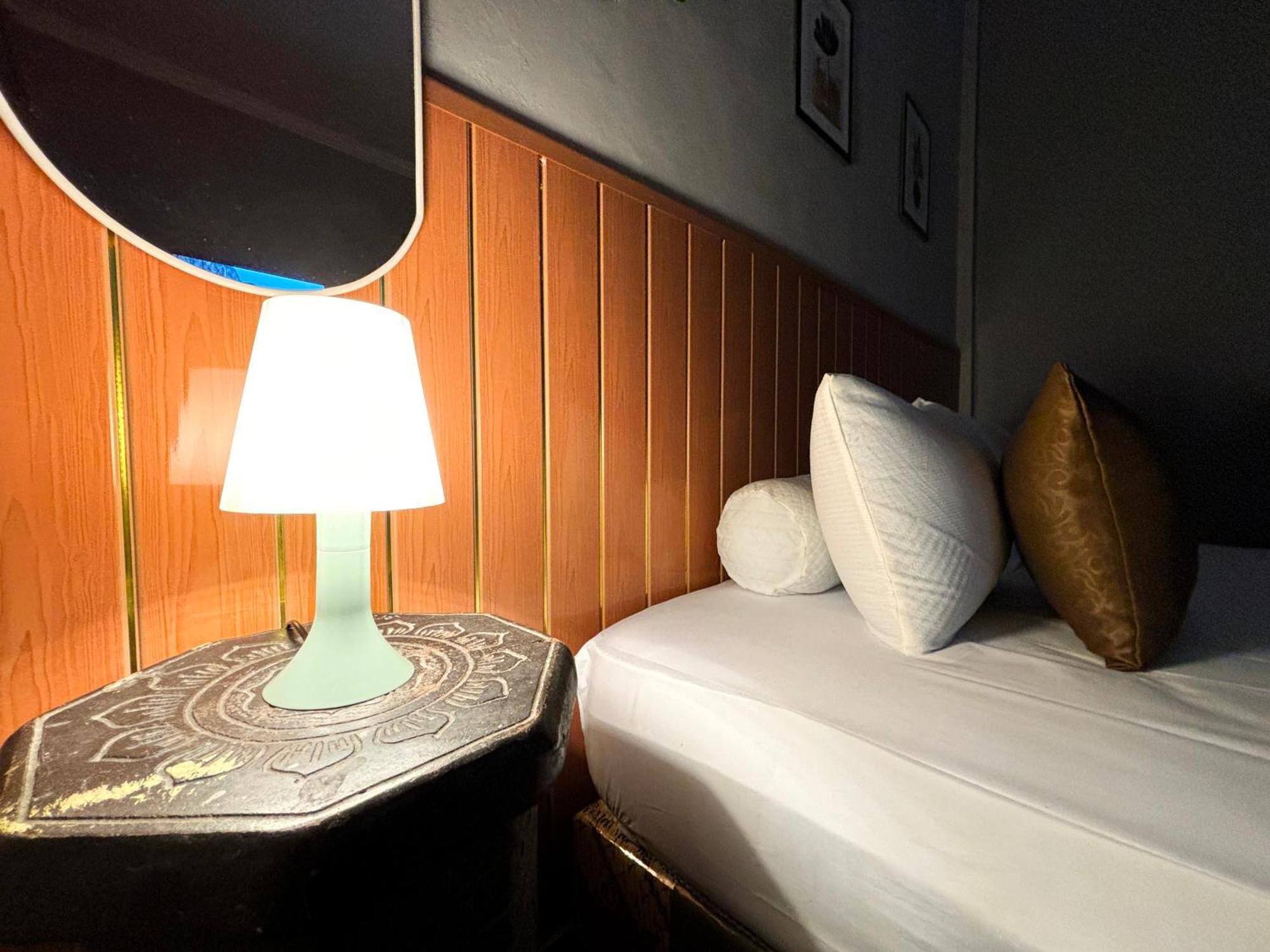 Jogja Day Inn Джокьякарта Экстерьер фото
